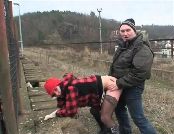 Dirty Sex Action On A Bridge – OldPerverts